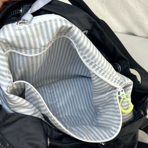 Lululemon Sweat To Street Hobo Bag Black Drawstring Shoulder Crossbody - Picture 10 of 15